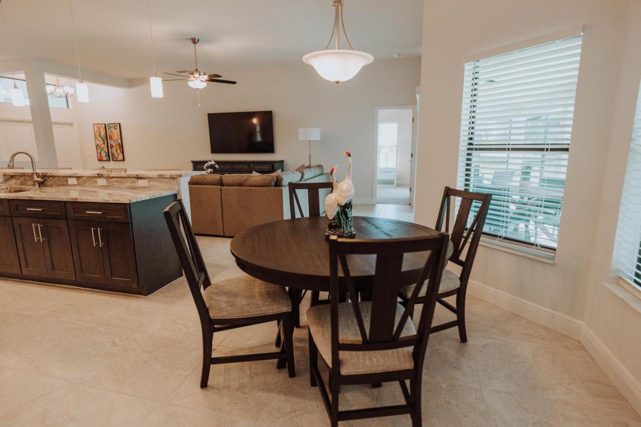 The Basilican Cape Coral Bagian luar foto