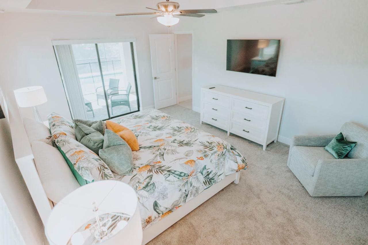 The Basilican Cape Coral Bagian luar foto